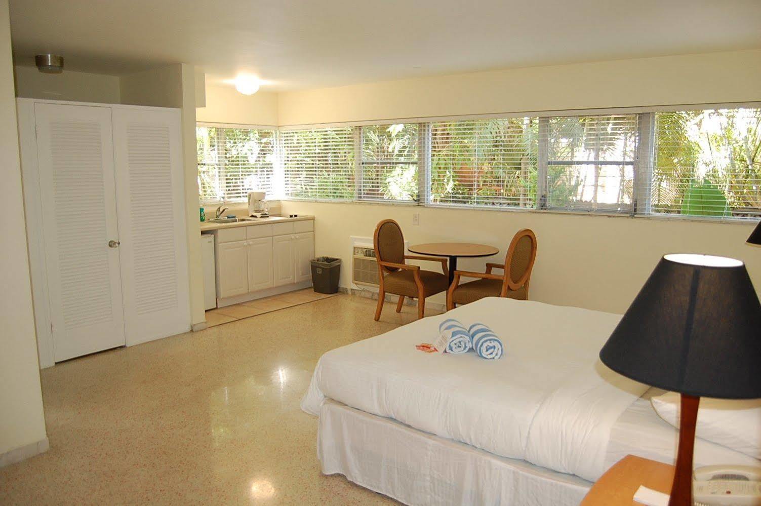 Alcazar Resort- Gay Mens Resort Fort Lauderdale Ngoại thất bức ảnh